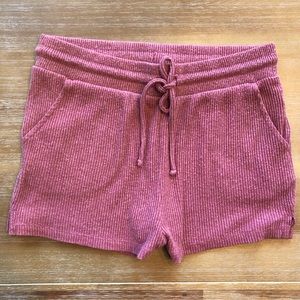 COLSIE RIBBED LOUNGE SHORTS